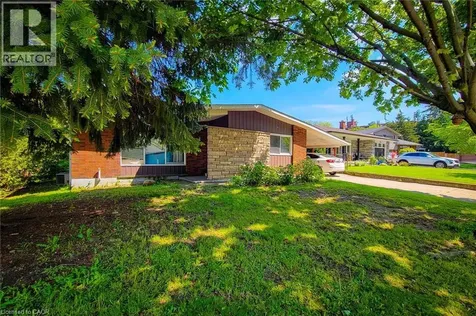 1 Vera Court Hamilton ON L8K 4G7
