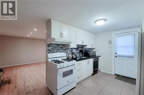 1 Vera Court Hamilton ON L8K 4G7