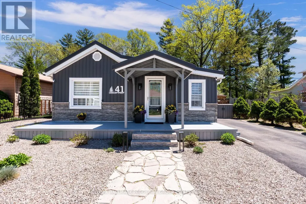41 Laidlaw Street Wasaga Beach ON L9Z 2L2