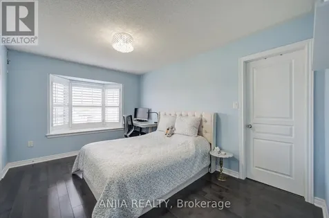 64 Frederick Stamm Crescent Markham (berczy) ON L6C 0X3