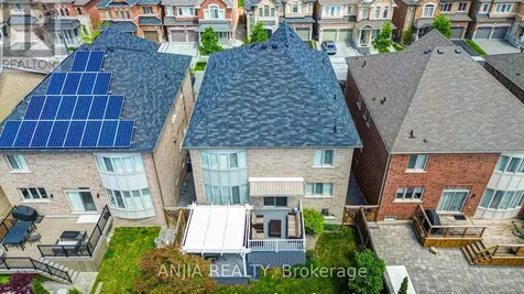 64 Frederick Stamm Crescent Markham (berczy) ON L6C 0X3