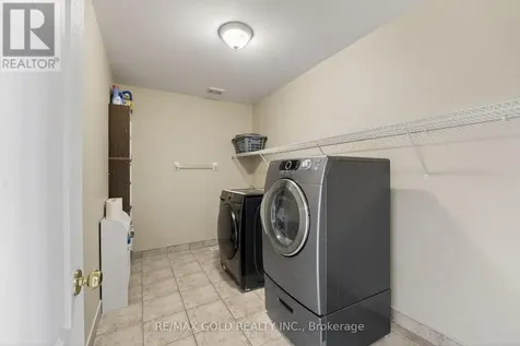 24 Murray Court Orangeville ON L9W 0A1