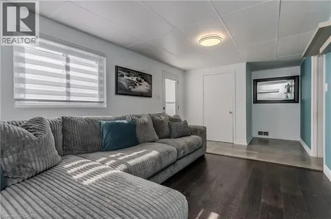 3118 Centennial Drive Burlington ON L7M 1B9