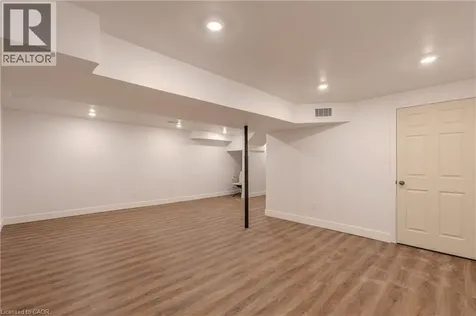 582 Stonehenge Drive Ancaster ON L9K 0B2