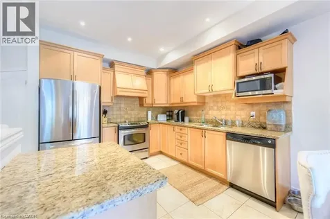 582 Stonehenge Drive Ancaster ON L9K 0B2