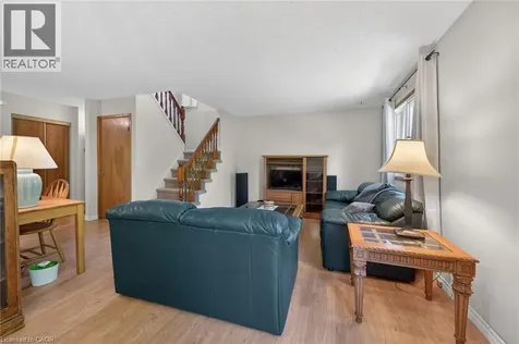 82 Braeheid Avenue Waterdown ON L8B 0C6