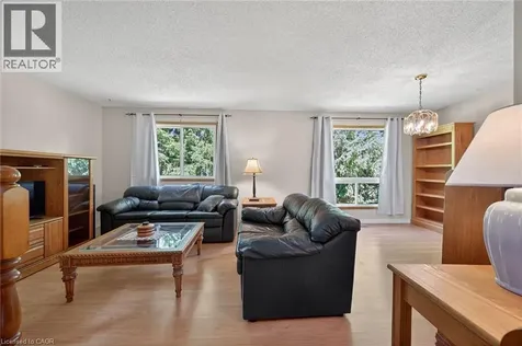 82 Braeheid Avenue Waterdown ON L8B 0C6