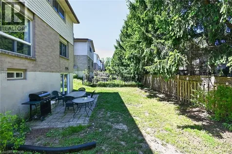 82 Braeheid Avenue Waterdown ON L8B 0C6