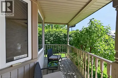 82 Braeheid Avenue Waterdown ON L8B 0C6