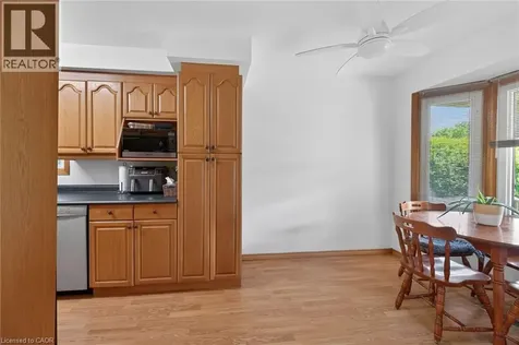 82 Braeheid Avenue Waterdown ON L8B 0C6