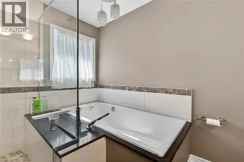 234 Gatestone Drive Stoney Creek ON L8J 3Y6