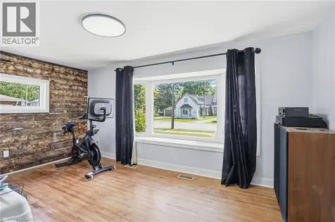 412 Helena Street Dunnville ON N1A 2T2