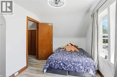 412 Helena Street Dunnville ON N1A 2T2