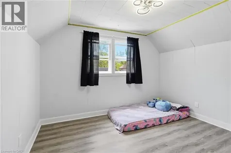 412 Helena Street Dunnville ON N1A 2T2