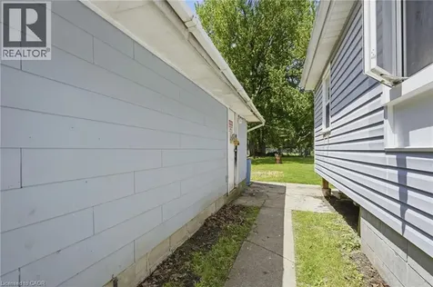 412 Helena Street Dunnville ON N1A 2T2