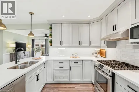 150 Mountville Avenue Hamilton ON L9A 1E7