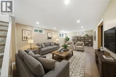 401 Nelson Street Brantford ON N3S 4E9