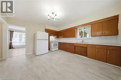 401 Nelson Street Brantford ON N3S 4E9