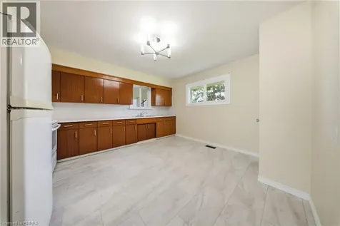 401 Nelson Street Brantford ON N3S 4E9