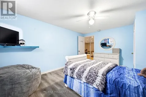2740 Lockwood Lane Ottawa ON K4C 1B6