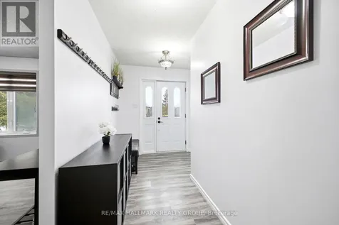 2740 Lockwood Lane Ottawa ON K4C 1B6