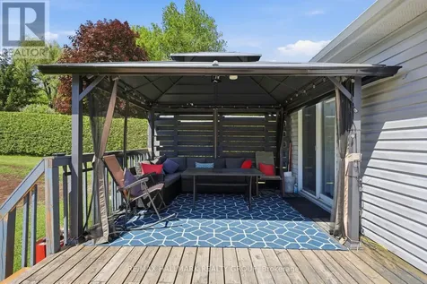 2740 Lockwood Lane Ottawa ON K4C 1B6