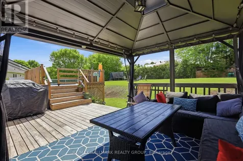 2740 Lockwood Lane Ottawa ON K4C 1B6