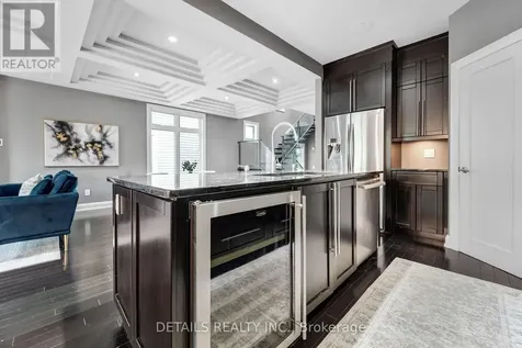 71 Eleanor Drive Ottawa ON K2E 6A1