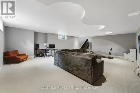 71 Eleanor Drive Ottawa ON K2E 6A1