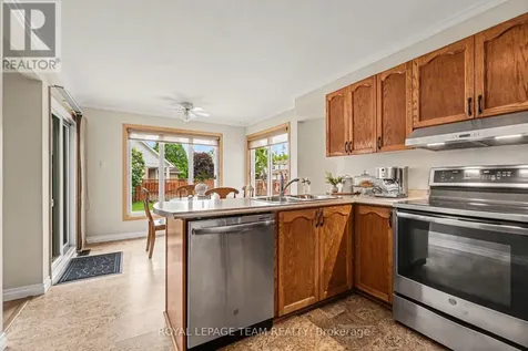 6114 Silverbirch Street Ottawa ON K1W 1C5