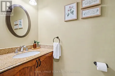 6114 Silverbirch Street Ottawa ON K1W 1C5
