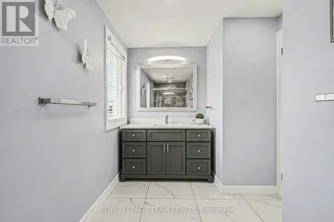 6114 Silverbirch Street Ottawa ON K1W 1C5