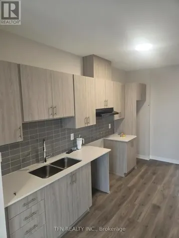 229 Lamarche Avenue Ottawa ON K1W 0Y3