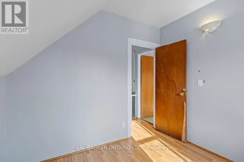 1323 2nd Avenue West Owen Sound ON N4K 4N5