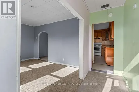 1323 2nd Avenue West Owen Sound ON N4K 4N5