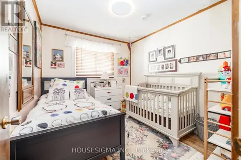 994 Charlton Drive Ottawa ON K1J 8B3
