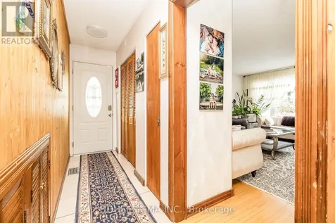 994 Charlton Drive Ottawa ON K1J 8B3