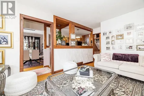994 Charlton Drive Ottawa ON K1J 8B3