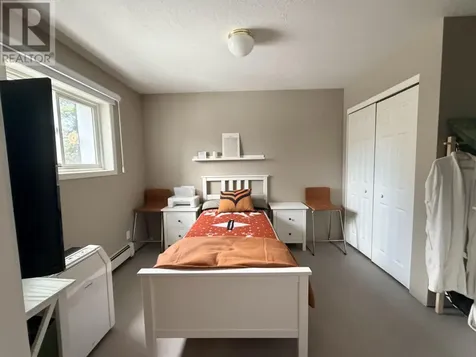 637 Fifth Avenue South Kenora ON P9N 2A9