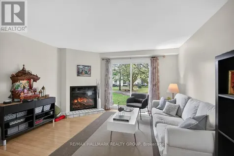 158 Valley Stream Drive Ottawa ON K2H 9C6