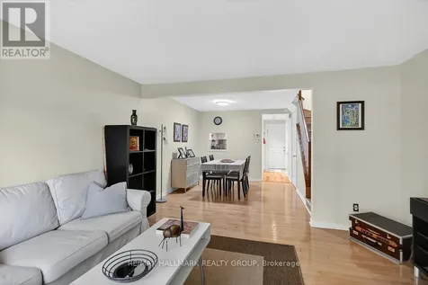 158 Valley Stream Drive Ottawa ON K2H 9C6