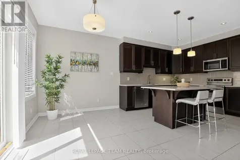 925 Whimbrel Way Ottawa ON K2J 6C5