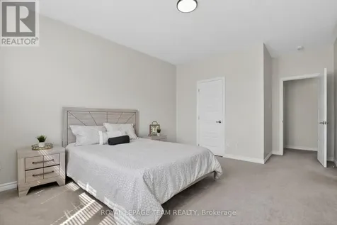 925 Whimbrel Way Ottawa ON K2J 6C5