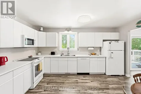 5492 Highway 620 Wollaston ON K0L 1P0