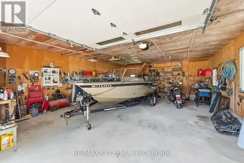 5492 Highway 620 Wollaston ON K0L 1P0