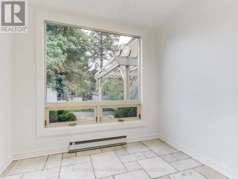 213 Erskine Avenue Toronto (mount Pleasant East) ON M4P 1Z5