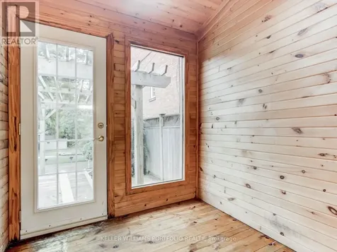 213 Erskine Avenue Toronto (mount Pleasant East) ON M4P 1Z5