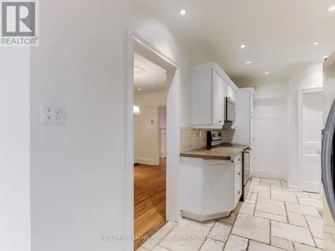213 Erskine Avenue Toronto (mount Pleasant East) ON M4P 1Z5