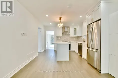 1556 Houston Avenue Innisfil ON L9S 4M7