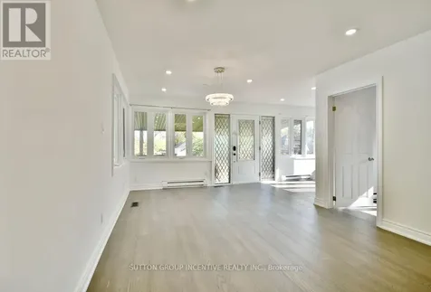 1556 Houston Avenue Innisfil ON L9S 4M7